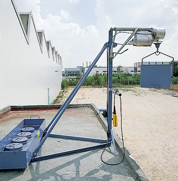 Capră cu trei picioare GEDA independentă cu rezervor pentru balast, ZG1863