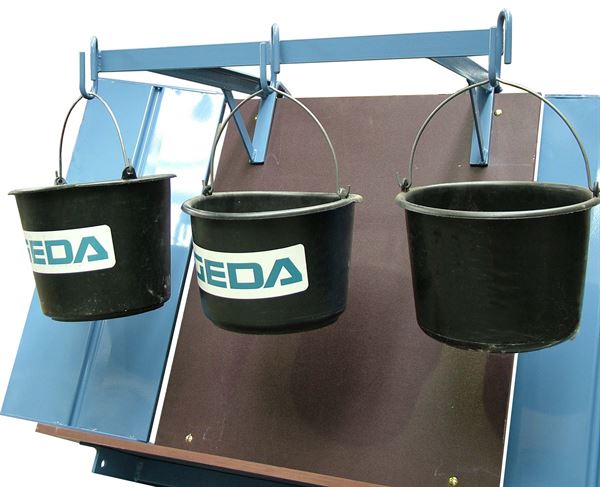 Dispozitiv de agăţare pentru găleţi GEDA aplicabil pe platforma universală, ZG2817
